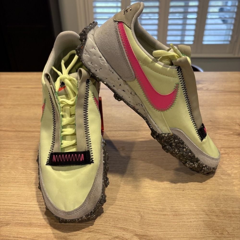 Nike Waffle‎ Racer Crater Women's Racing Trail Running Shoes Barely Volt 6.5